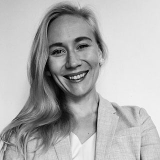 Henkilön kasvokuva Anna-Maria Tammi