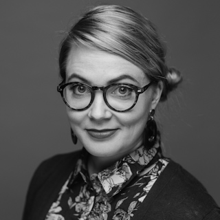 Henkilön kasvokuva Ulla Henttonen